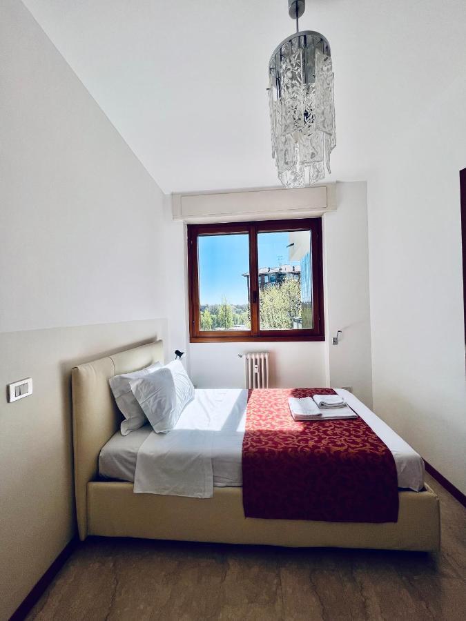 Green Guest House Милан Экстерьер фото